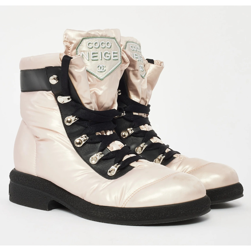 Chanel 18B Coco Neige Pink Black CC Logo Snow Winter Lace Up Tie Combat Boots 37 - Picture 1 of 16
